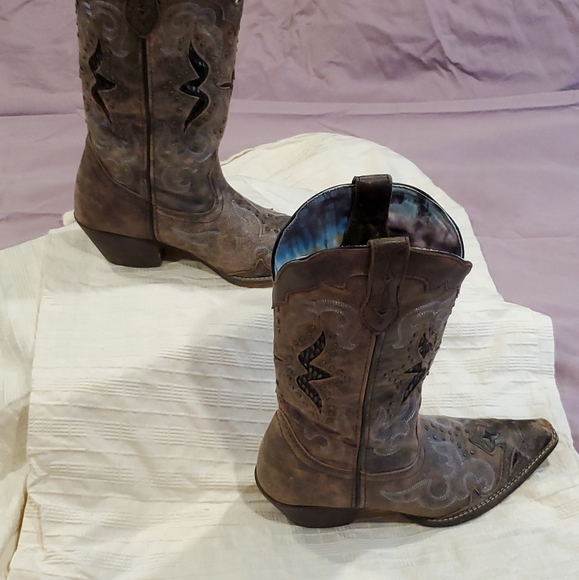 Laredo Cowgirl Boots - Picture 2 of 14